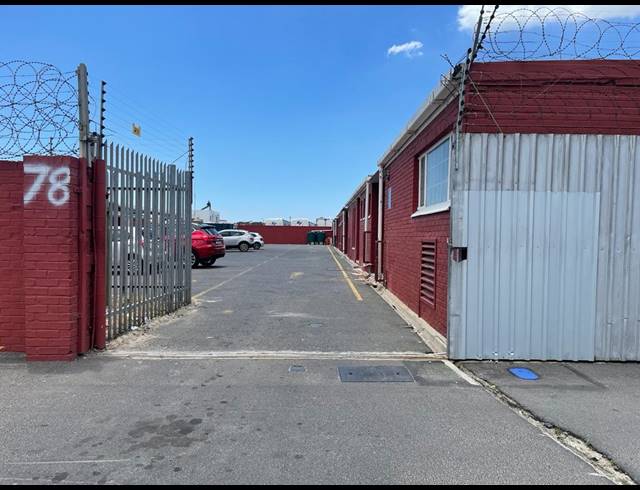 116M² BUSINESS RENTED IN RETREAT